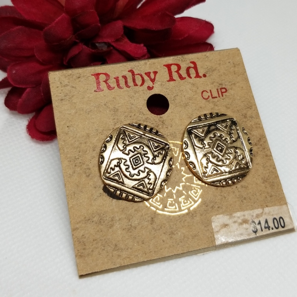 E2358 Ruby Rd Gold Black Deco Disk Clip Earrings